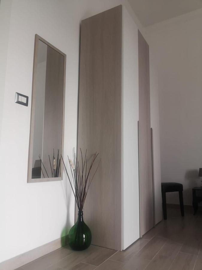 Appartamento Casa Midori Lecce Esterno foto