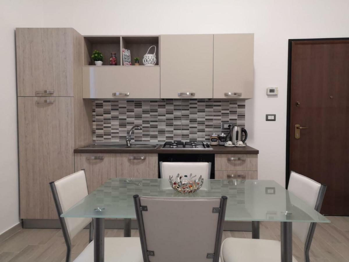 Appartamento Casa Midori Lecce Esterno foto