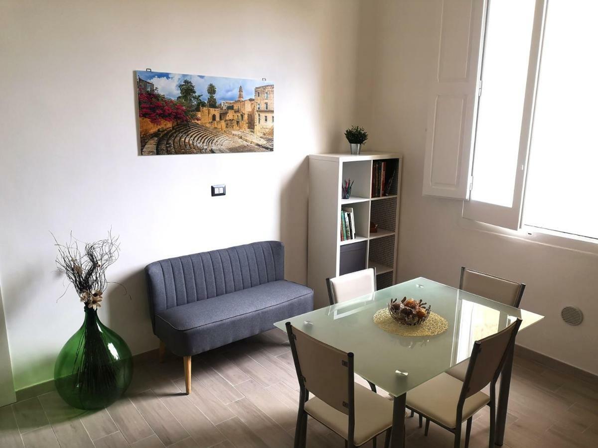 Appartamento Casa Midori Lecce Esterno foto