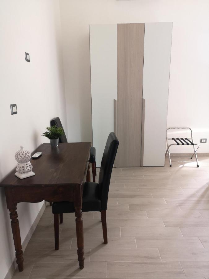 Appartamento Casa Midori Lecce Esterno foto